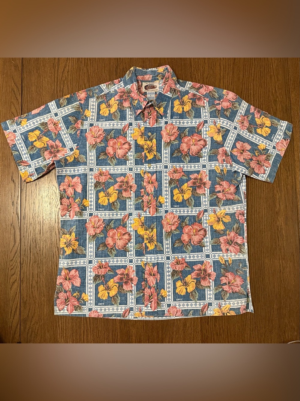 Art of Eddy Y by Reyn Spooner Men's Hawaiian Floral Short-Sleeve Button-Up Shirt